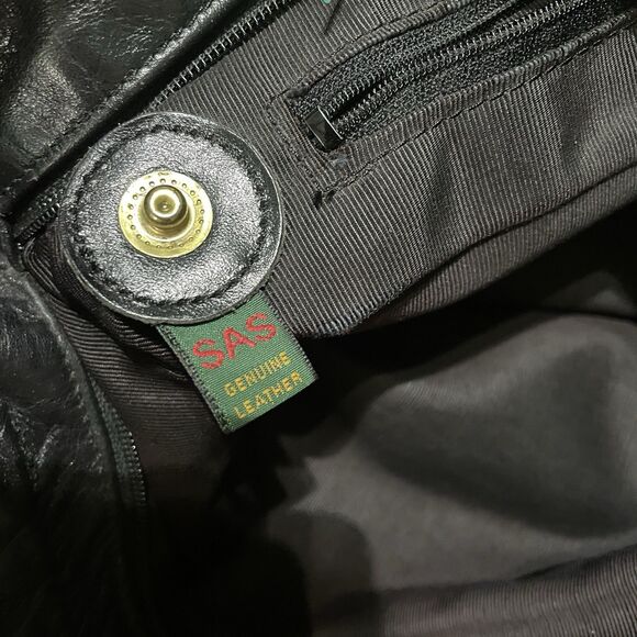 Genuine Leather SAS Women's Black Leather Bag with Single Strap Flawed - Picture 2 of 11